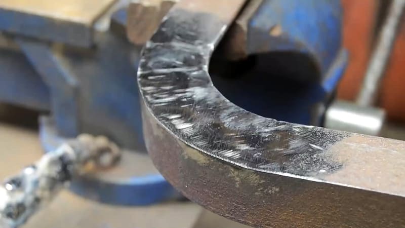 Как согнуть металлический уголок